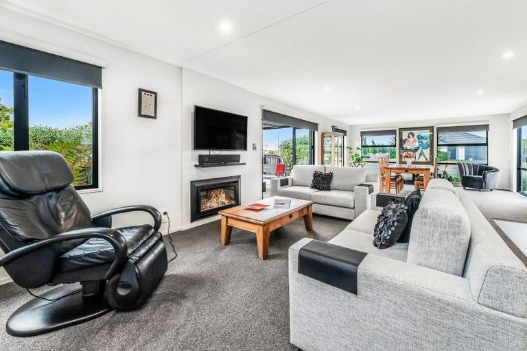 Photo of property in 35 Ledbury Drive, Rolleston, 7615