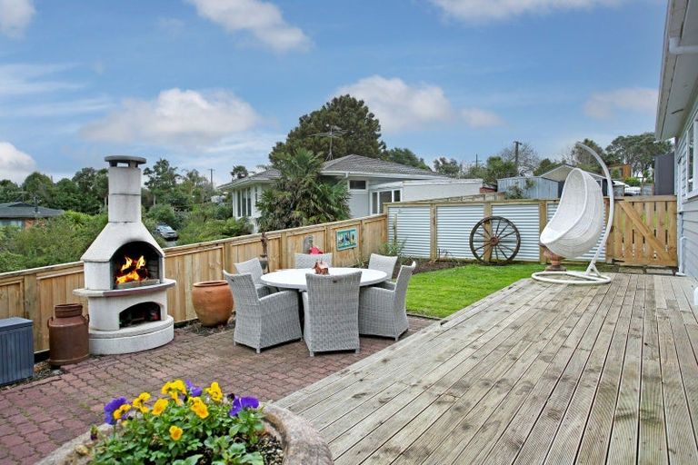 Photo of property in 50 Ronald Avenue, Glenbrook, Waiuku, 2681