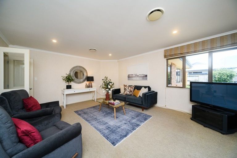 Photo of property in 7 Silkwood Place, Fitzherbert, Palmerston North, 4410