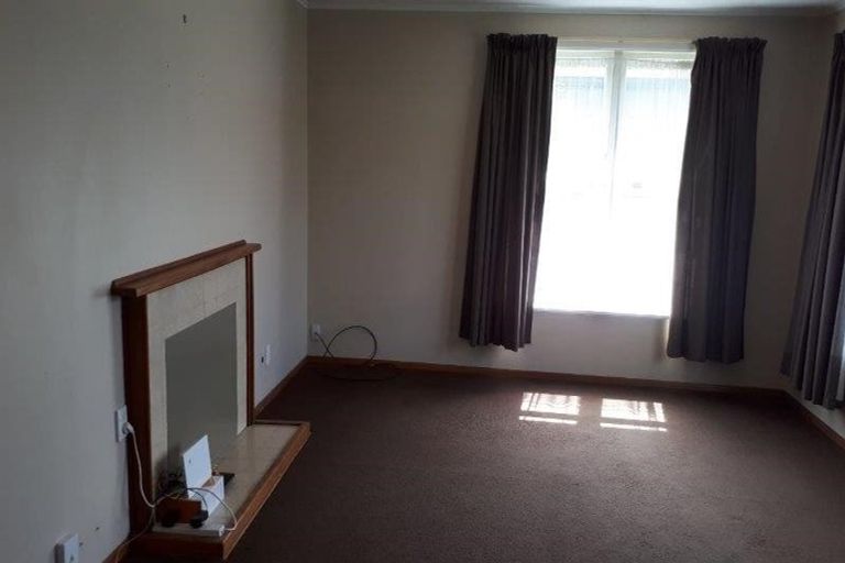 Photo of property in 37 Wayside Avenue, Burnside, Christchurch, 8053