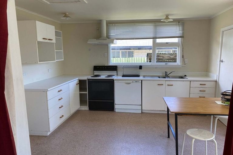 Photo of property in 2/76 Elizabeth Street, Riccarton, Christchurch, 8041