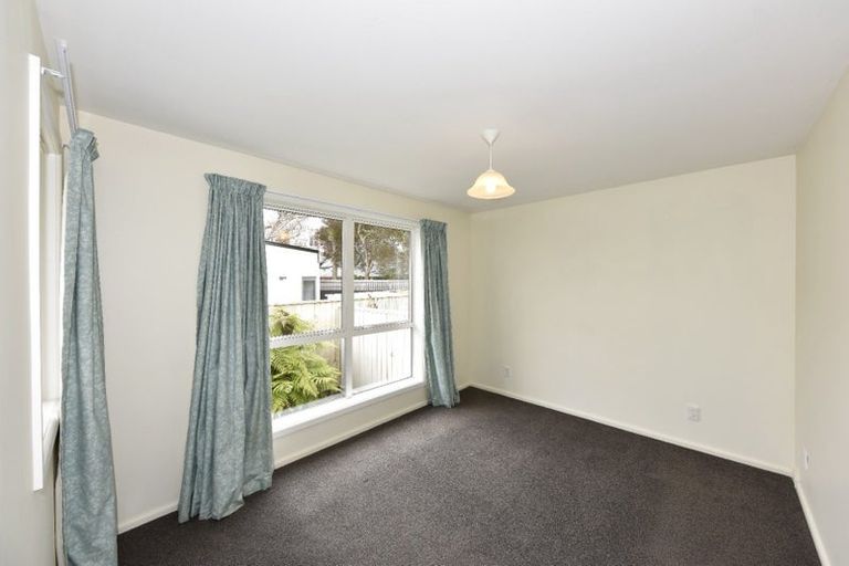 Photo of property in 1/14a Garreg Road, Fendalton, Christchurch, 8052