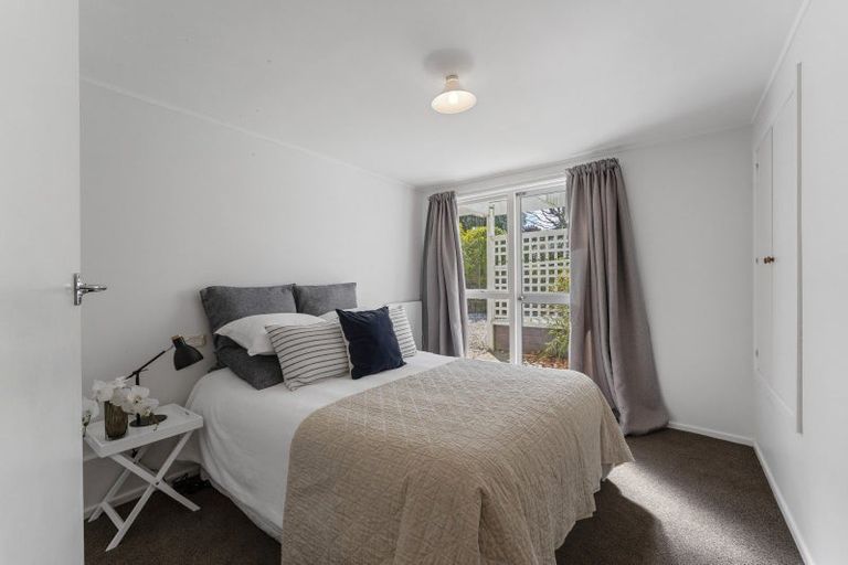 Photo of property in 21 Sunset Street, Hilltop, Taupo, 3330