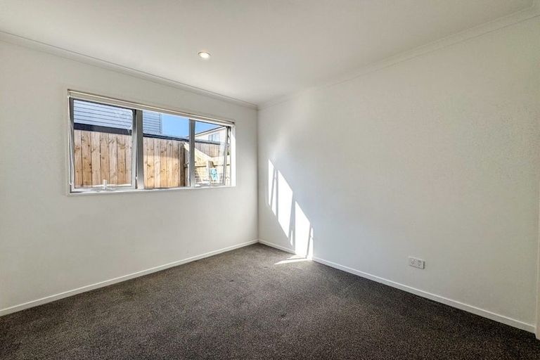 Photo of property in 39 Ngae Place, Mangere East, Auckland, 2024