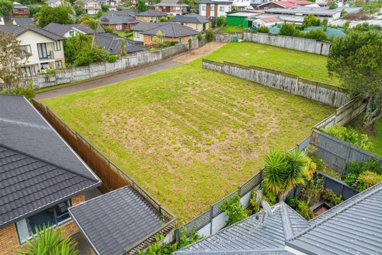 Photo of property in 12 Vintage Drive, Henderson, Auckland, 0612