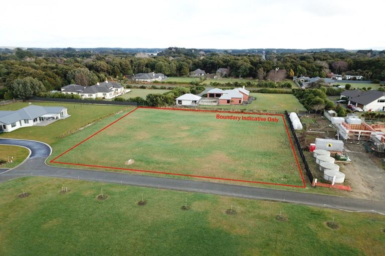 Photo of property in 22 Ferngrove Way, Otatara, Invercargill, 9879