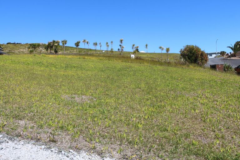 Photo of property in 5 Eagles Way, Cable Bay, 0420