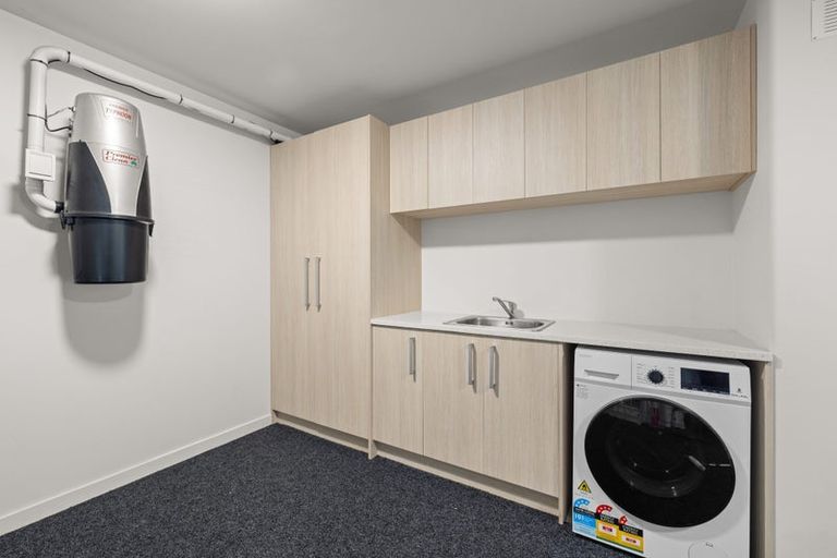 Photo of property in 4/44 Brockworth Place, Riccarton, Christchurch, 8011