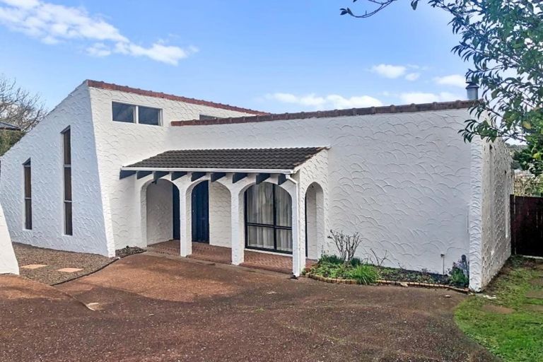 Photo of property in 31 Danbury Drive, Torbay, Auckland, 0630