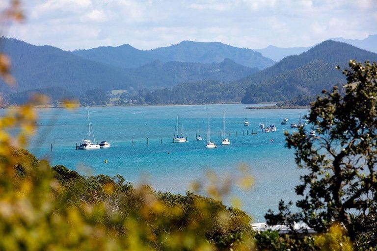 Photo of property in 118 Paku Drive, Tairua, 3508