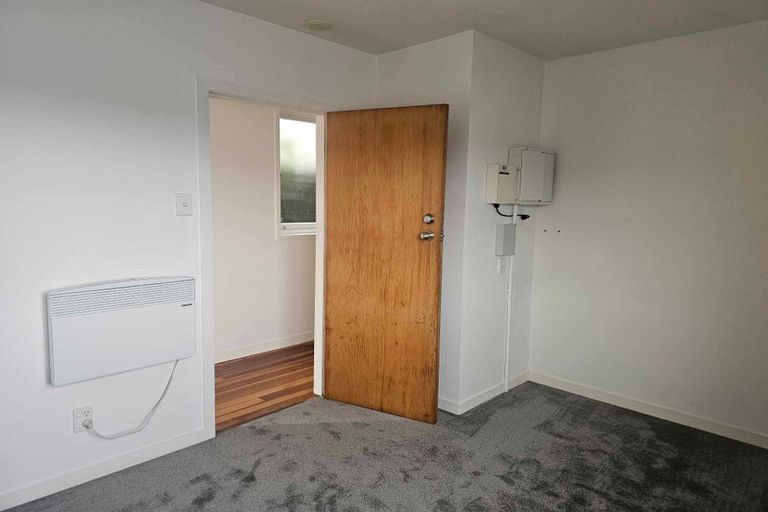 Photo of property in 64a Northland Road, Northland, Wellington, 6012