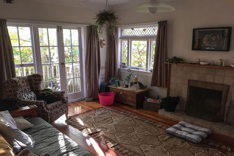 Photo of property in 98 Calgary Street, Mount Eden, Auckland, 1041