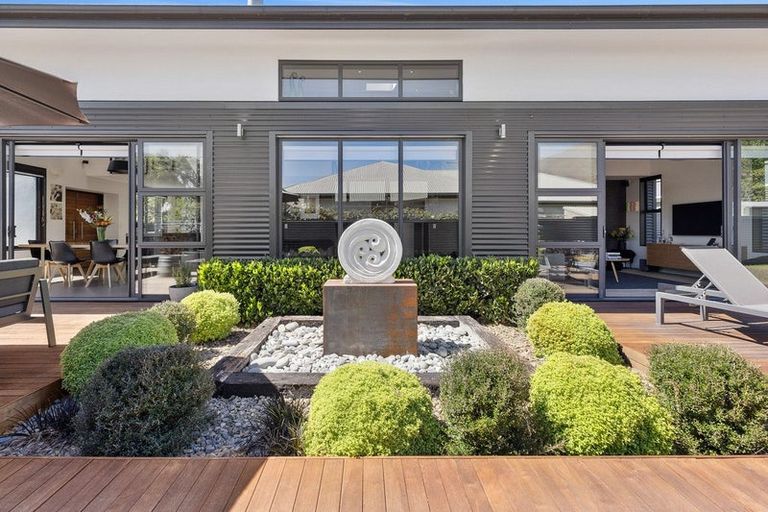 Photo of property in 21 Stonebrook Drive, Wanaka, 9305