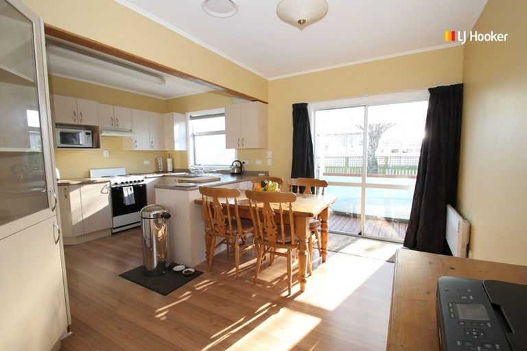 Photo of property in 324 Bay View Road, South Dunedin, Dunedin, 9012