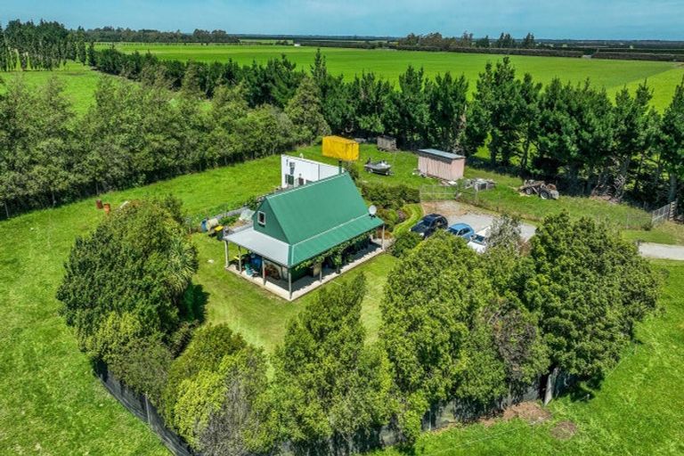 Photo of property in 300 Courtenay Road, Charing Cross, Christchurch, 7671