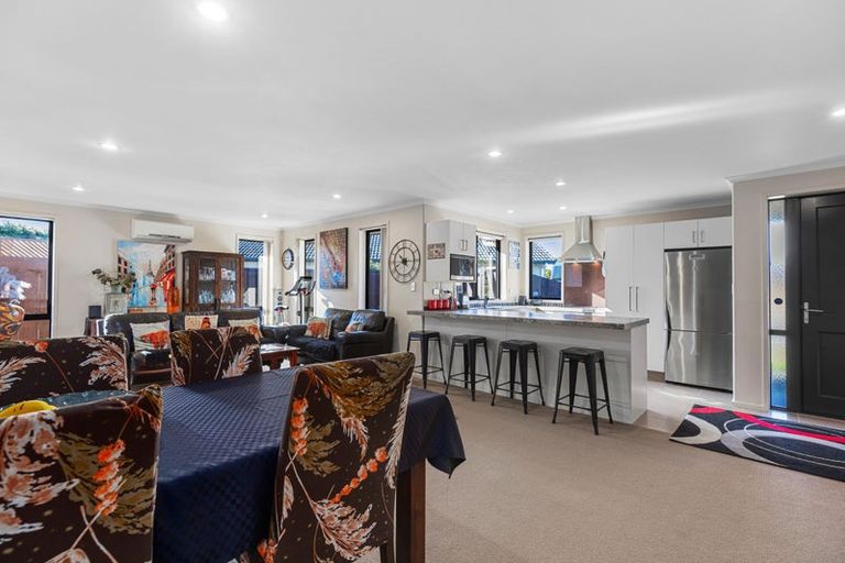 Photo of property in 100 Twin Oak Avenue, Papamoa Beach, Papamoa, 3118