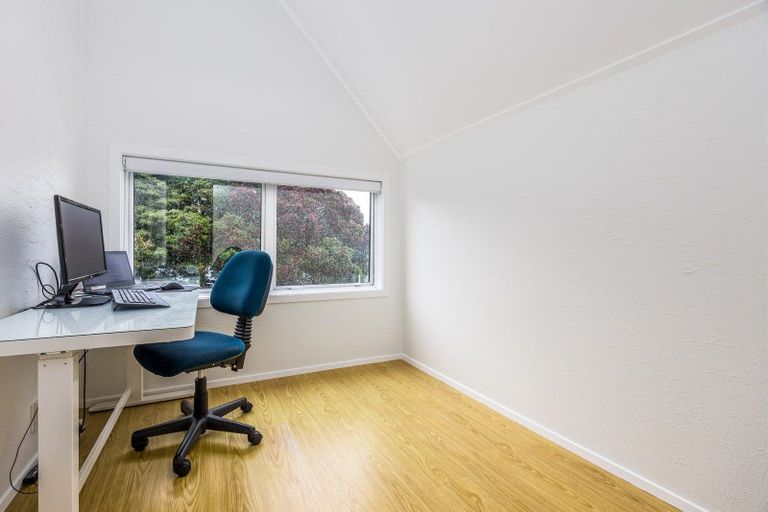 Photo of property in 1/27 Lagoon Drive, Panmure, Auckland, 1072