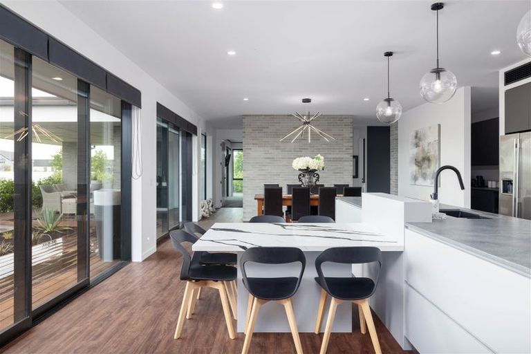 Photo of property in 22 Penberley Road, Prebbleton, 7676