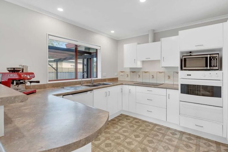 Photo of property in 147 North Street, Feilding, 4702