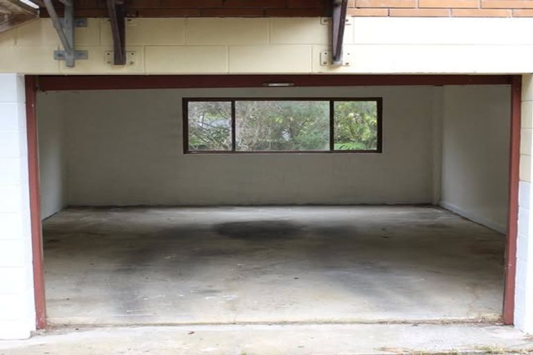 Photo of property in 4/19 Chequers Avenue, Glenfield, Auckland, 0629