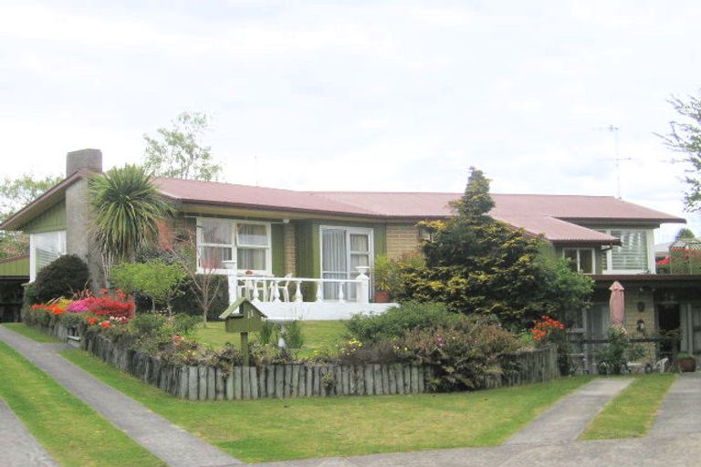 Photo of property in 11 Pegasus Drive, Sunnybrook, Rotorua, 3015