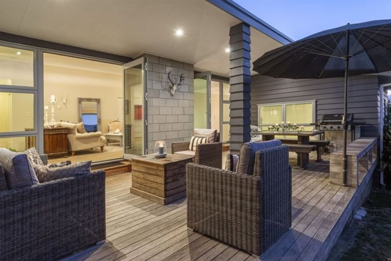 Photo of property in 45 Caldera Crescent, Pyes Pa, Tauranga, 3112