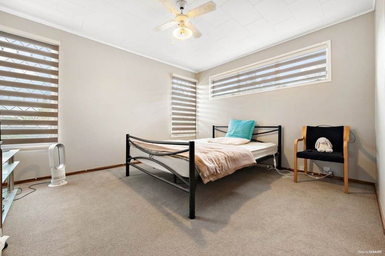 Photo of property in 3 Pixie Place, Pakuranga Heights, Auckland, 2010