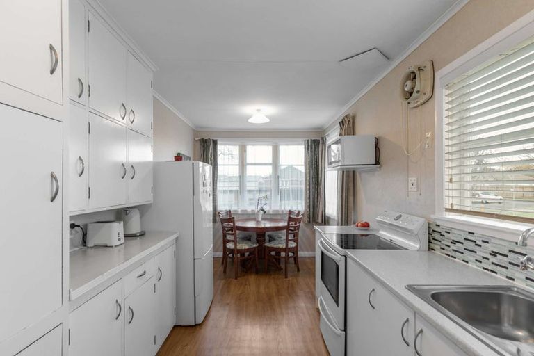 Photo of property in 3 Wakefield Street, Awapuni, Palmerston North, 4412