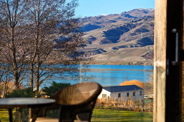 Photo of property in 1 Scott Terrace, Cromwell, 9310