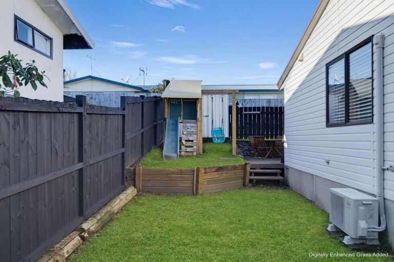 Photo of property in 15a Ruahine Street, Ohauiti, Tauranga, 3112