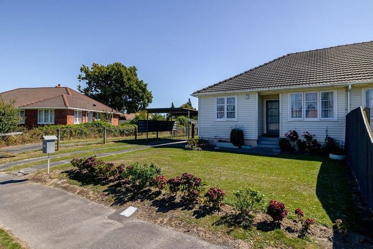 Photo of property in 39 Andrew Avenue, Roslyn, Palmerston North, 4414