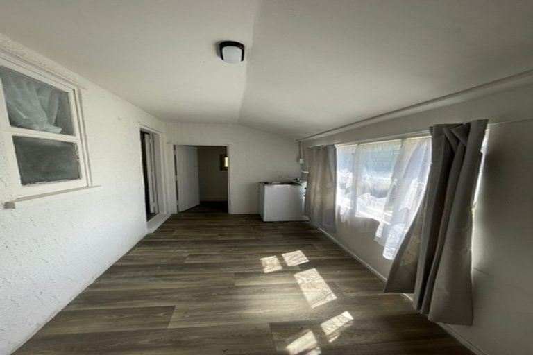 Photo of property in 230 East Tamaki Road, Otara, Auckland, 2023