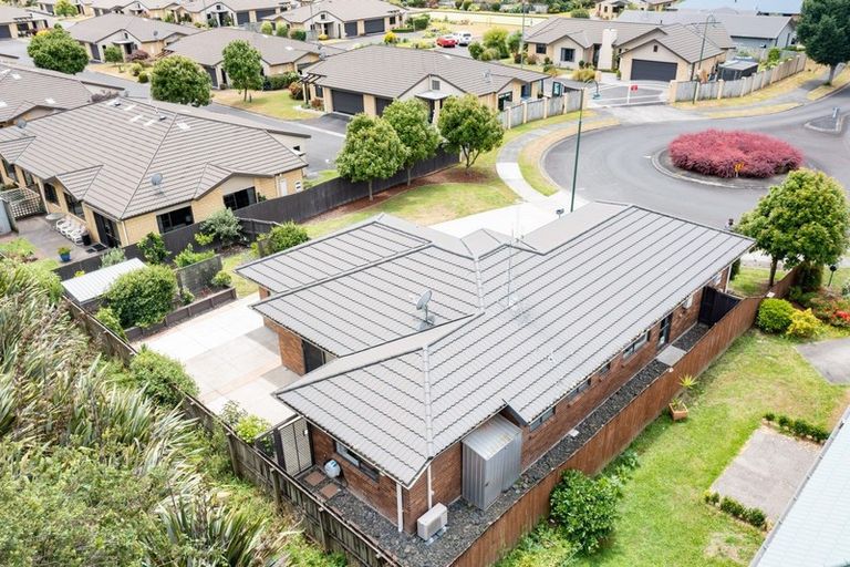 Photo of property in 14 Mickelson Avenue, Rototuna, Hamilton, 3210