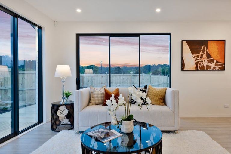 Photo of property in 7 Kiokio Place, Swanson, Auckland, 0614