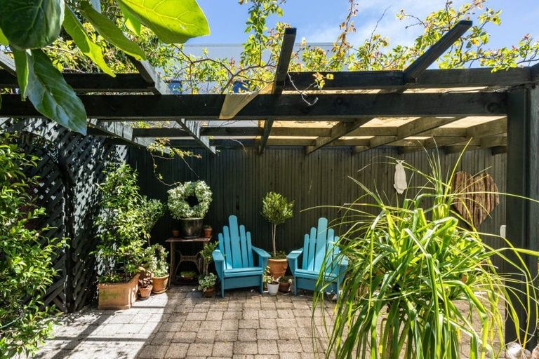 Photo of property in 3/46 The Esplanade, Westshore, Napier, 4110