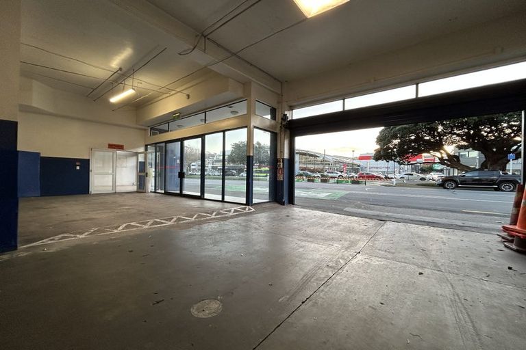 Photo of property in 60 Kent Terrace, Taradale, Napier, 4112