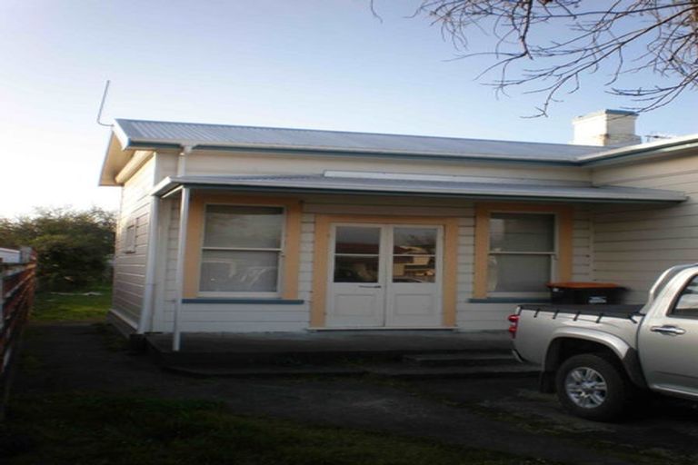 Photo of property in 9-11 Keeling Street, West End, Palmerston North, 4412
