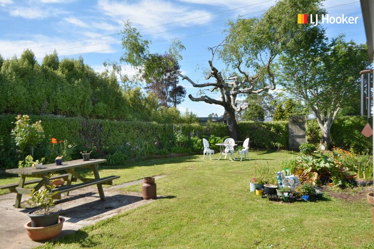 Photo of property in 33 Balmain Street, Halfway Bush, Dunedin, 9010