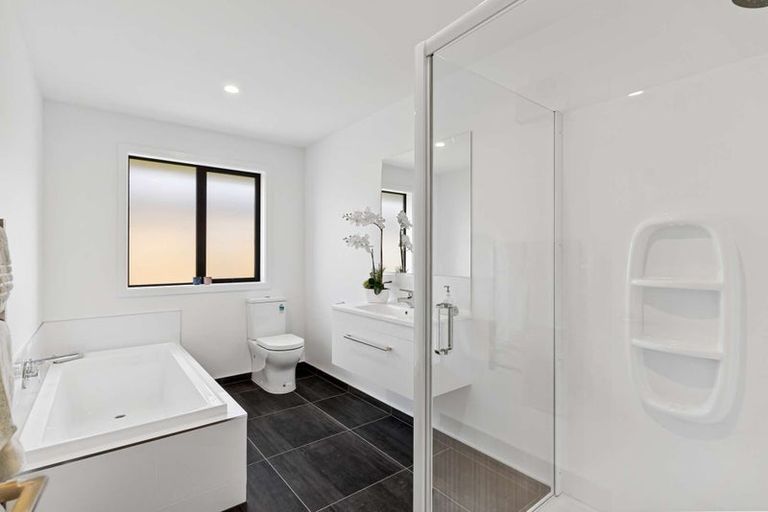 Photo of property in 3 Finstock Way, Rolleston, 7614