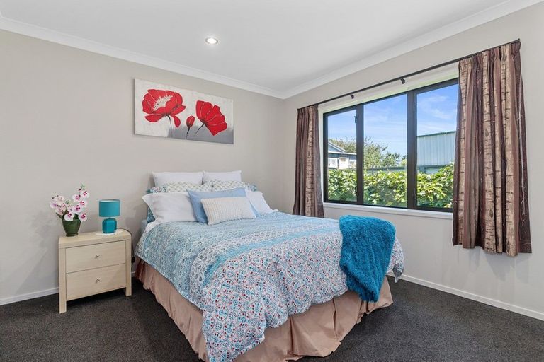 Photo of property in 15 Allendale Place, Morrinsville, 3300