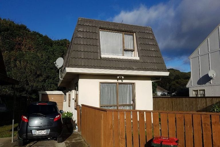 Photo of property in 2/396 Cambridge Terrace, Naenae, Lower Hutt, 5011