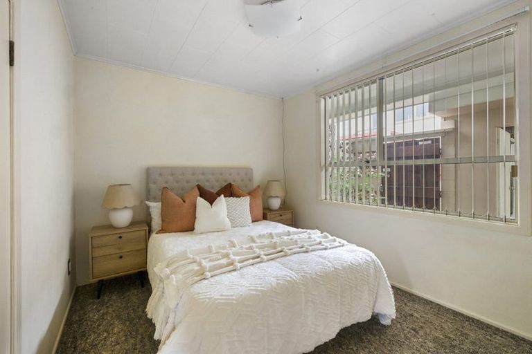 Photo of property in 2/31 Maratahu Street, Westown, New Plymouth, 4310