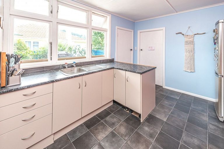 Photo of property in 7 Roberts Avenue, Aramoho, Whanganui, 4500