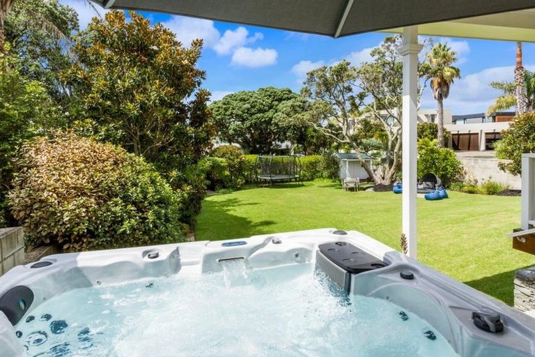 Photo of property in 315a Beach Road, Campbells Bay, Auckland, 0630
