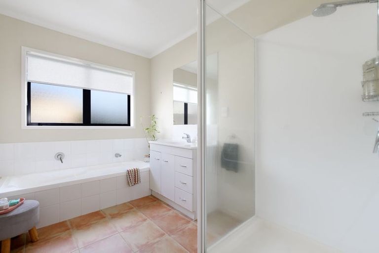 Photo of property in 54 Village Park Drive, Welcome Bay, Tauranga, 3112