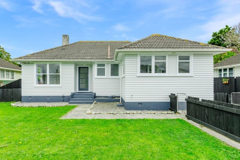 Photo of property in 5 Maire Street, Otaki, 5512