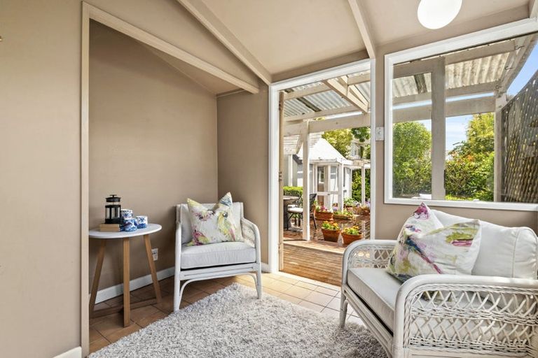 Photo of property in 13 Anne Street, Devonport, Auckland, 0624