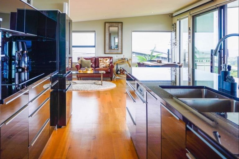 Photo of property in 7 Ocean Vista Lane, Paraparaumu, 5032