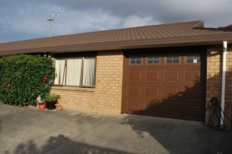 Photo of property in 94 Cedar Drive, Paraparaumu Beach, Paraparaumu, 5032