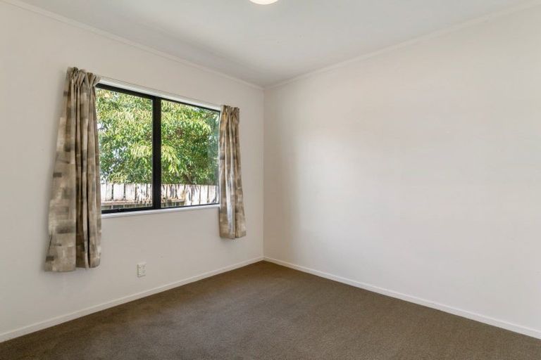 Photo of property in 10 Farrow Way, Welcome Bay, Tauranga, 3112